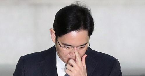 'Thái tử' của 'đế chế' Samsung: Thừa kế hay ngồi tù?