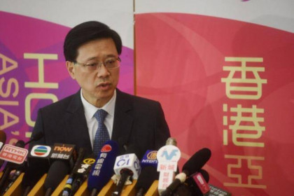Ông Trump tuyên bố tước quy chế đặc biệt, Hong Kong lên tiếng đáp trả