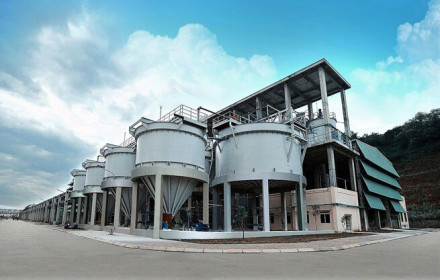 Cổ phiếu cần quan tâm ngày 5/6: DGC, MSN, DGW, CTD, VIC