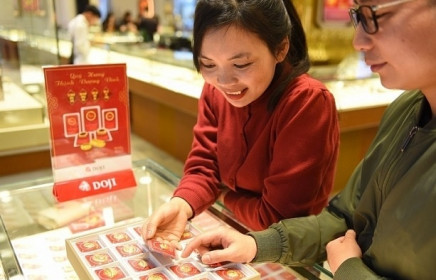 Giá vàng hôm nay 6/6: Tiếp đà đi xuống