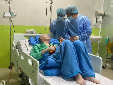 Covid-19 ở Việt Nam chiều 17/6: An toàn giữa đại dịch, bệnh nhân phi công có đủ bảo hiểm để chi trả phí điều trị