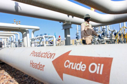 Giá dầu tăng với nỗ lực thực hiện cam kết của OPEC và lực cầu tăng