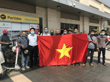 309 công dân Việt Nam từ Angola hạ cánh an toàn tại sân bay quốc tế Vân Đồn