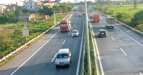 Quốc hội quyết định chuyển 3 dự án cao tốc Bắc - Nam sang đầu tư công
