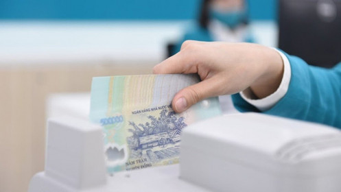 Lãi suất huy động tiền đồng giảm