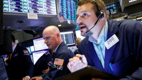 Dow Jones quay đầu tăng hơn 150 điểm khi cổ phiếu công nghệ nhảy vọt