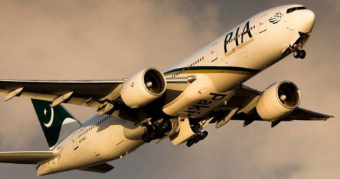 Các hãng bay quốc tế đình chỉ phi công Pakistan giữa bê bối bằng giả