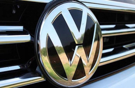 Thêm Adidas và Volkswagen tẩy chay quảng cáo trên Facebook