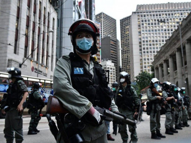 Cảnh sát Hồng Kông được lục soát không cần trát tòa, kiểm soát thông tin trên mạng