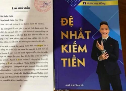 Nội dung cóp nhặt, câu cú lủng củng, vì sao sách của Huấn 'hoa hồng' vẫn hot?