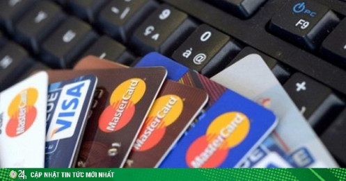 Tá hỏa nhận thông báo nợ gốc và lãi gần 60 triệu từ thẻ tín dụng