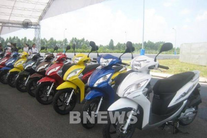 Doanh số bán ô tô và xe máy của Honda Việt Nam tăng giảm trái chiều