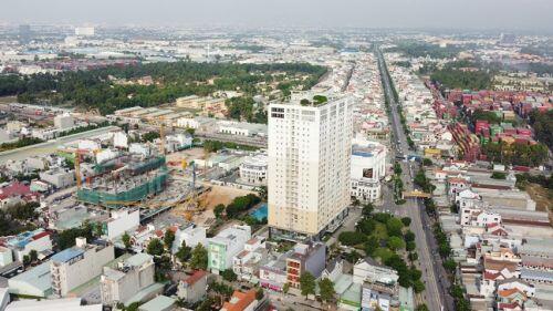 Bình Dương: Giá chung cư tăng chóng mặt và nguy cơ "vỡ trận" do mất kiểm soát