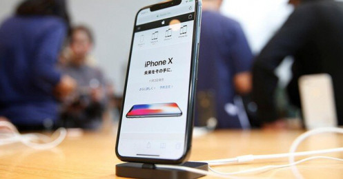 Apple có thể đã nộp phạt gần 1 tỷ USD cho Samsung vì iPhone ế hàng