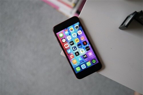 Nhiều iPhone gặp lỗi hao pin nghiêm trọng khi cập nhật iOS 13.5.1