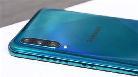 Samsung Galaxy A50s, Oppo A52, Vivo Y50 đồng loạt giảm giá sâu tại VN, xuống mức siêu hấp dẫn