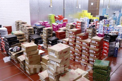 Có 237 mặt hàng được phát hiện tại kho chứa hàng lậu tại Lào Cai