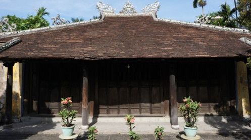 Cận cảnh vương phủ rộng 2000m2 chứa nhiều đồ cổ độc đáo ở Huế