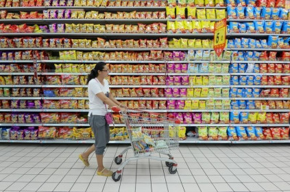 Lũ lụt và coronavirus khiến kinh tế Trung Quốc bất ổn hơn do giá thực phẩm tăng