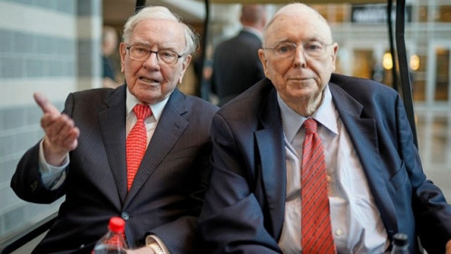 Bill Smead: Hai huyền thoại Warren Buffett và Charlie Munger đã ‘đứng ngoài thị trường trong sợ hãi’