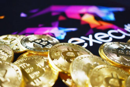 Giá Bitcoin hôm nay 24/7: Bùng nổ mạnh mẽ, hướng đến 10.000 USD