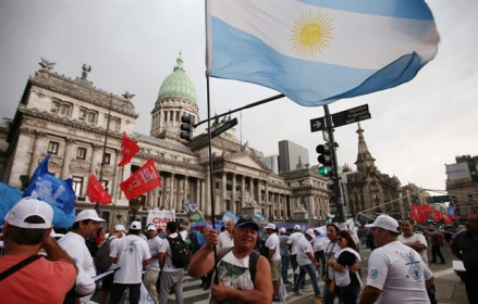 Argentina khẳng định không từ bỏ đề xuất tái cơ cấu khoản nợ 66 tỷ USD