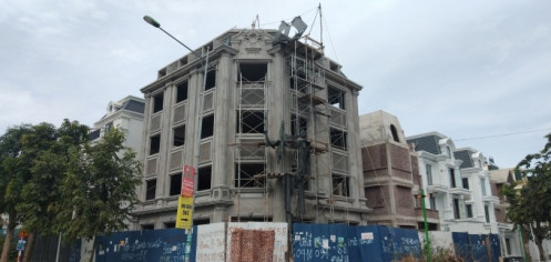 Nhức nhối vi phạm trật tự xây dựng tại phường Hoàng Liệt Hà Nội - bao giờ được xử lý
