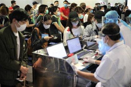 3 ngày, hơn 18.000 người từ Đà Nẵng về TP.HCM bằng đường hàng không