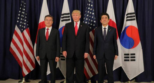 Căng thẳng Mỹ-Trung: Nhật Bản, Hàn Quốc toan tính thế nào?