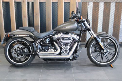 Chi tiết Harley-Davidson Breakout, giá 759,4 triệu tại Việt Nam
