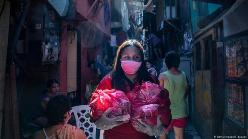 Dịch Covid-19: Thế giới ghi nhận 17,8 triệu ca nhiễm, Hong Kong mở bệnh viện dã chiến, Kuwait cấm bay tới 31 nước "nguy cơ cao"