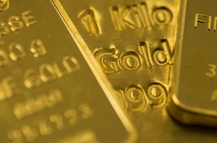 Nhà đầu tư lớn tuổi đổ xô mua vàng, trong khi lớp trẻ chọn Bitcoin