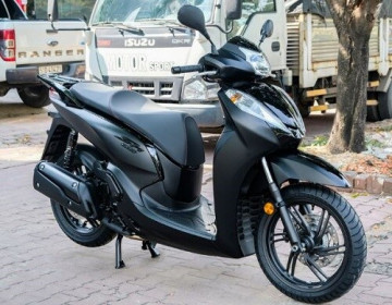 Chi tiết Honda SH 300i Total Black Edition vừa về Việt Nam, giá hơn 300 triệu