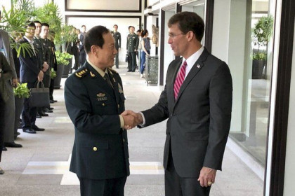Điện đàm căng thẳng giữa Bộ trưởng Quốc phòng Mỹ - Trung