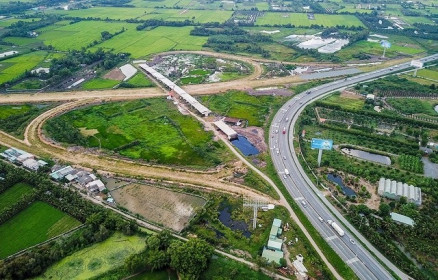 Năm 2021 hoàn thành tuyến cao tốc Trung Lương - Mỹ Thuận