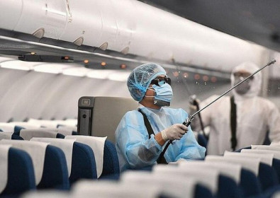 Bộ Y tế tìm người trên chuyến bay về Hà Nội, xe khách đi từ bến Nước Ngầm có ca Covid-19