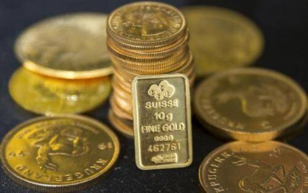 Giá vàng thế giới rời khỏi mức kỷ lục do đồng USD mạnh lên