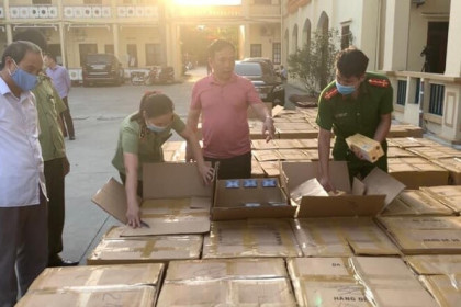 Hưng Yên: Tạm giữ 64.000 bao thuốc lá điếu nhập lậu nhãn hiệu 555