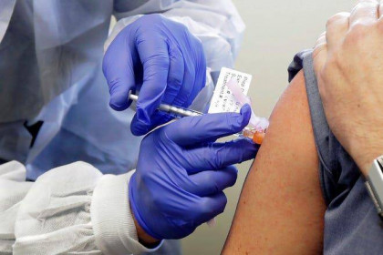 Mỹ sẽ tiêm vaccine COVID-19 miễn phí cho toàn dân