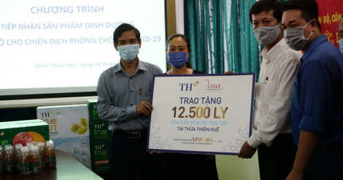 Tập đoàn TH trao tặng 12.500 sản phẩm dinh dưỡng cho ngành y tế TT-Huế