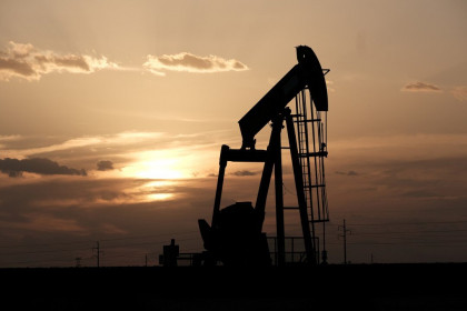 Giá xăng dầu ngày 20.8.2020: Tiếp đà giảm do nhu cầu giảm