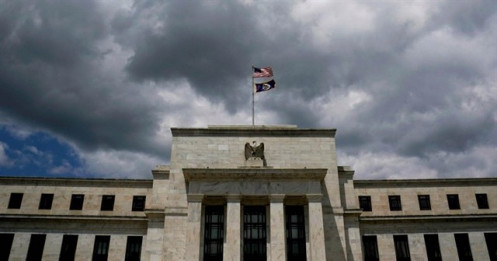 Fed đã nói gì mà khiến chứng khoán Mỹ quay đầu giảm?