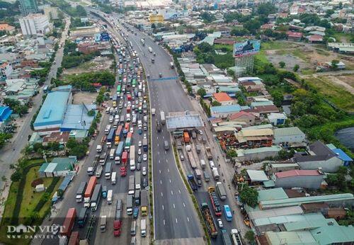 Vì sao trạm BOT cầu Đồng Nai phải tạm dừng thu phí từ chiều 24/8?