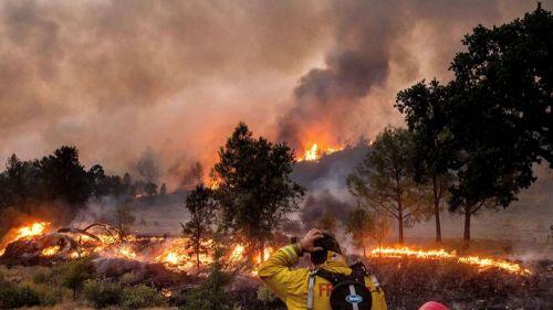 Cháy rừng ở California: Hàng trăm ngàn người phải sơ tán, Tổng thống Mỹ phê duyệt tuyên bố thảm họa