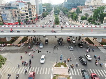 Thông xe cầu vượt quy mô lớn nhất Hà Nội