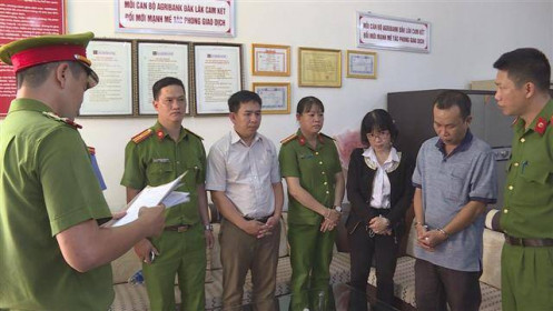 Đắk Lắk: Khởi tố, bắt tạm giam 4 cán bộ Agribank Hòa Thắng do sai phạm
