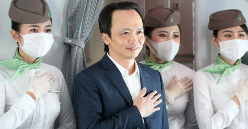 Chủ tịch Bamboo Airways xuất hiện trên khoang tặng quà hành khách trước thềm Quốc khánh 2/9