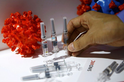Trung Quốc lần đầu tiên trưng bày vắc xin Covid-19