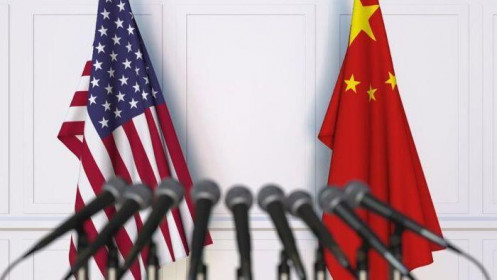 "Động tay nhẹ" với các phóng viên Mỹ, Trung Quốc nói gì?