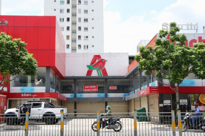 Chuỗi siêu thị Auchan rời khỏi Việt Nam, để lại vụ kiện trăm tỉ đồng
